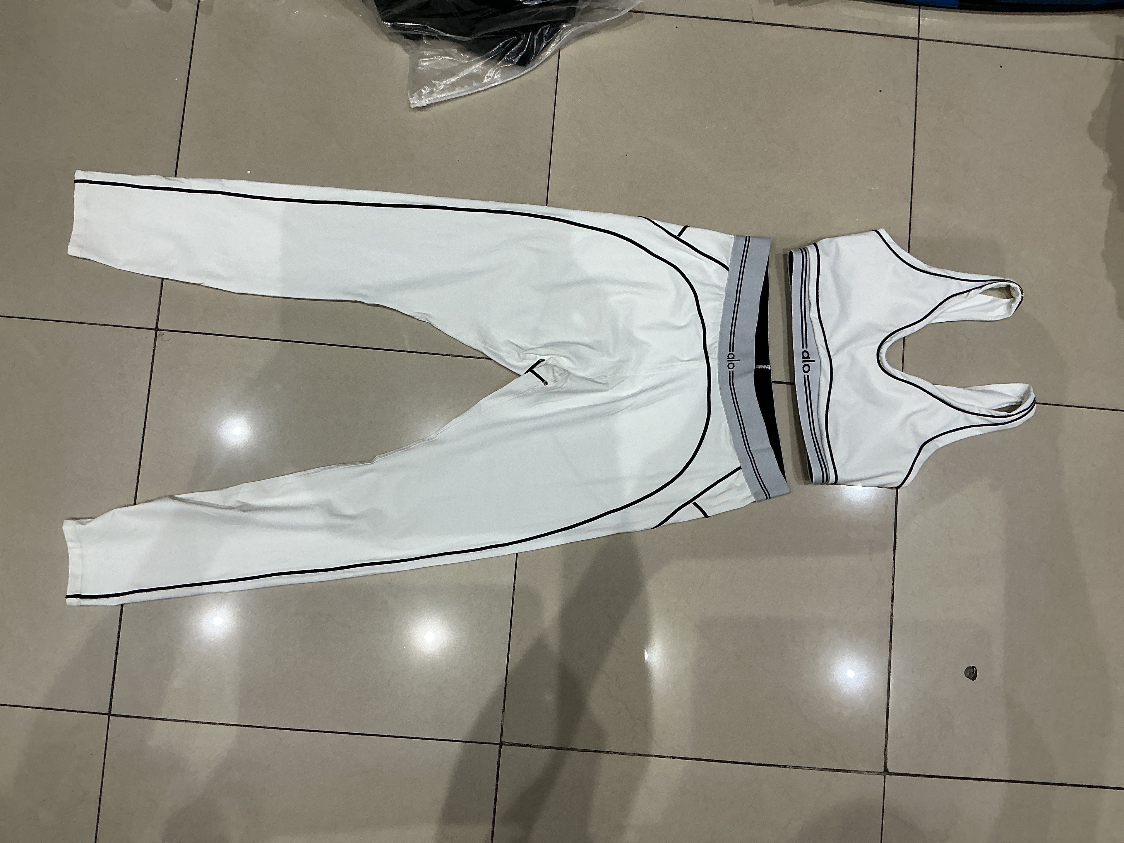 Conjunto Líneas Alo